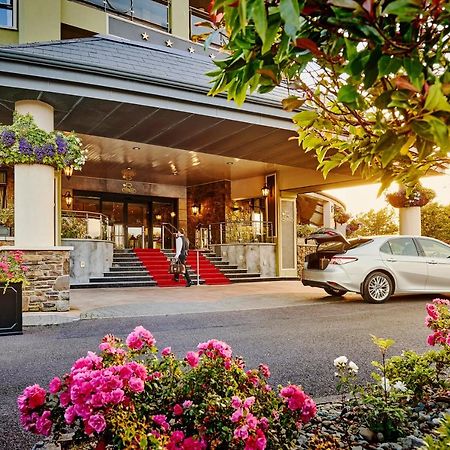 The Rose Hotel Τράλι Εξωτερικό φωτογραφία