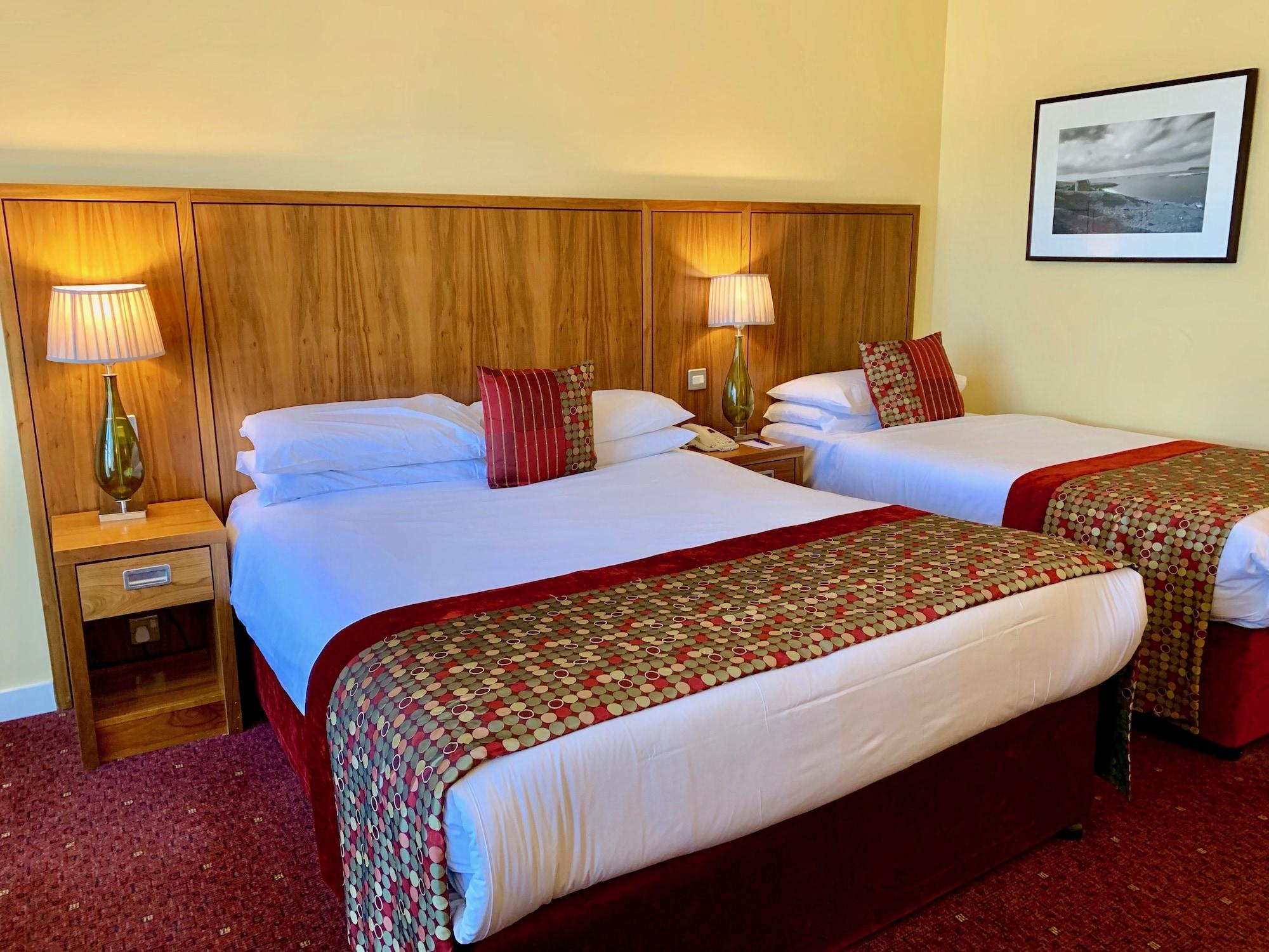 The Rose Hotel Τράλι Εξωτερικό φωτογραφία